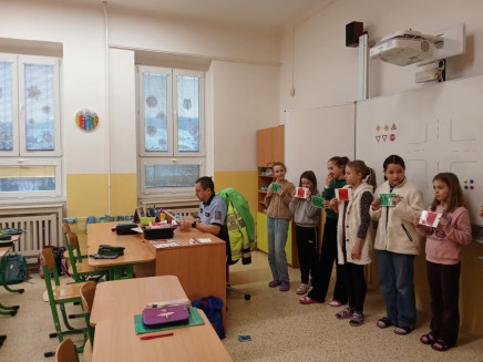 f5ddfa0d-09fc-452d-8e8e-15b71fc315df